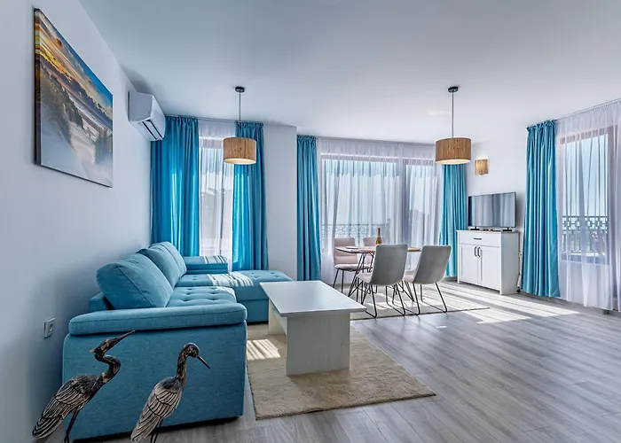 SEAVIEW BG Beach Front Suites